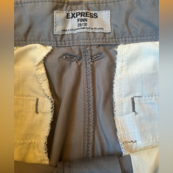 Men’s Express Grey Chinos Skinny Fit Size 29 x 30 Khakis - Picture 3 of 3
